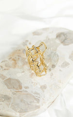 Tillie Hair Clip - Triple Shell Claw Clip in Gold