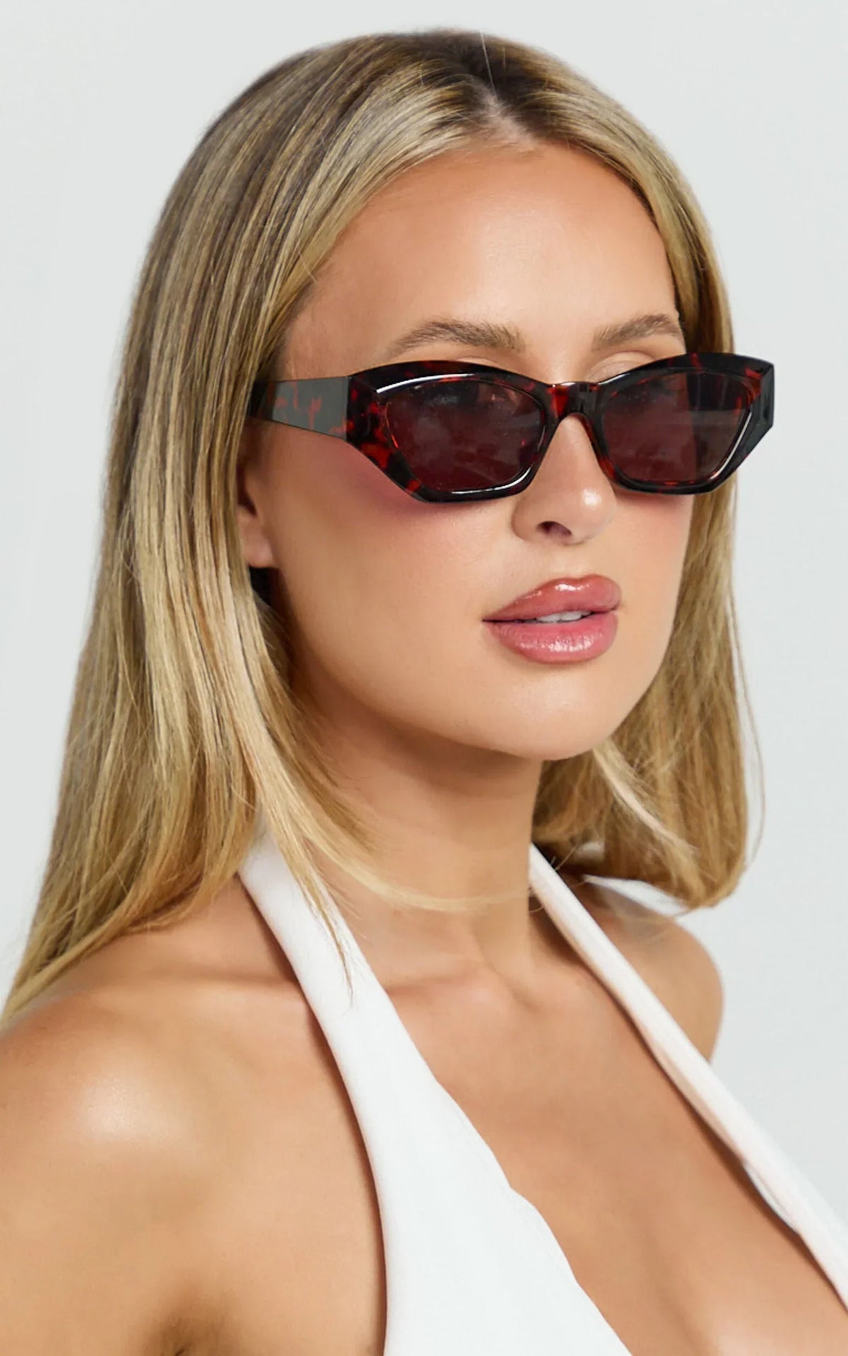 Wenalyn Sunglasses - Angular Cat Eye Sunglasses in Torte
